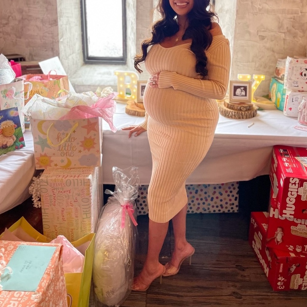 HERA Collection Cream Knit Bodycon Long Sleeve Off the Shoulder Dress can be Mat
